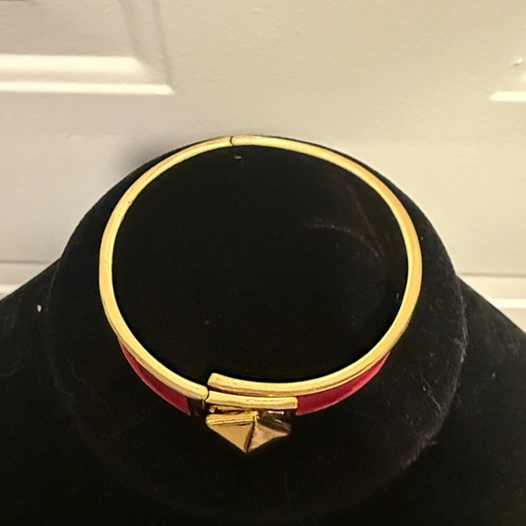 Kate Spade Turncock Hinged Bracelet Hot Pink Gold - Picture 2 of 8